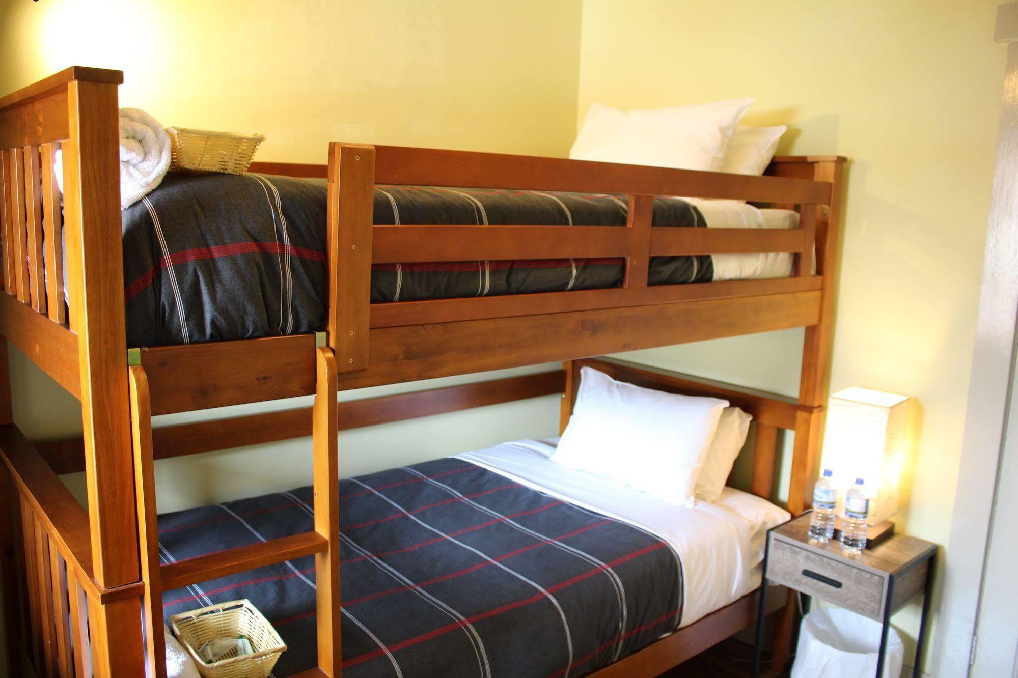 The Tasmanian Inn Hobart Eksteriør bilde