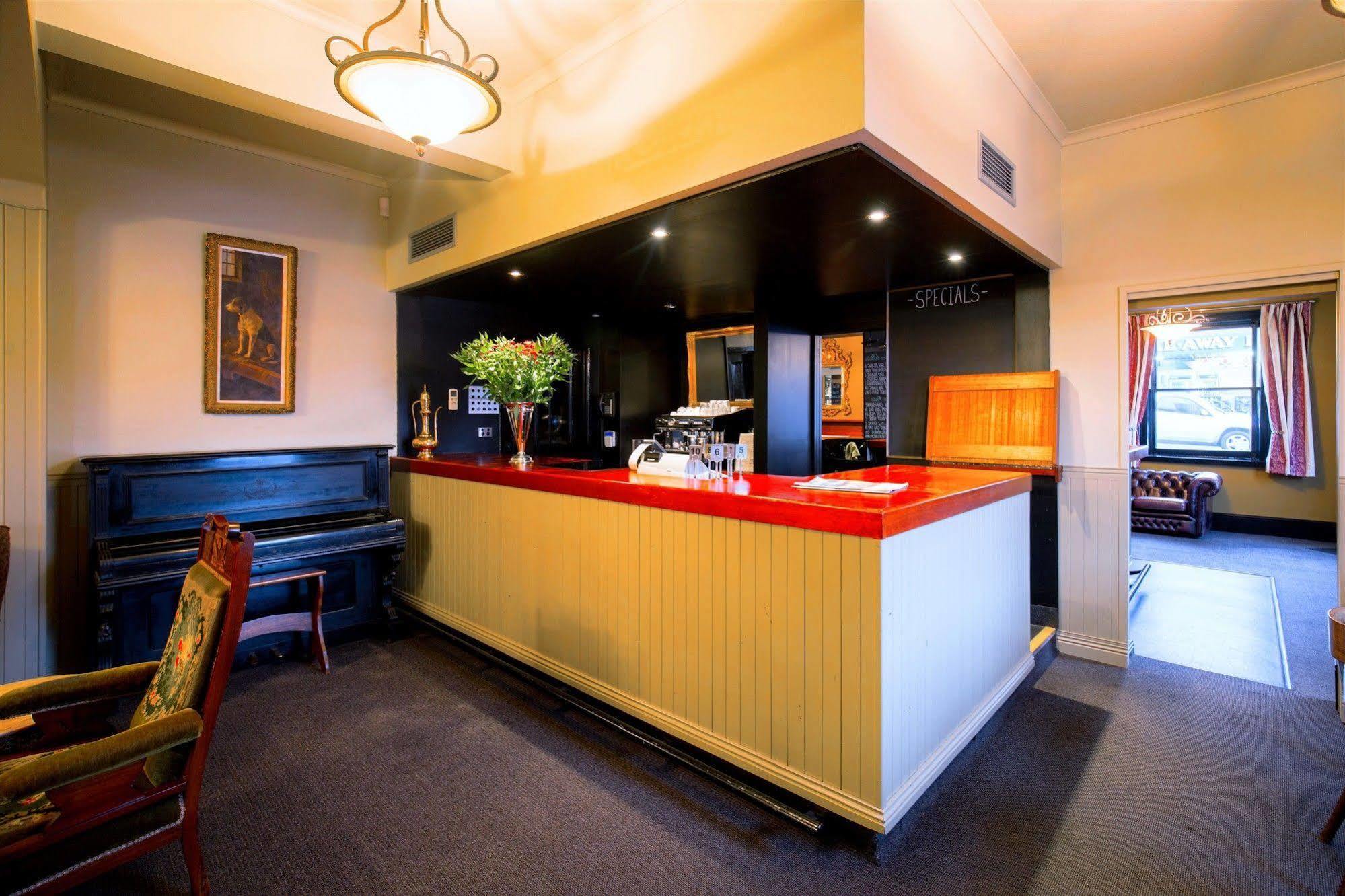 The Tasmanian Inn Hobart Eksteriør bilde