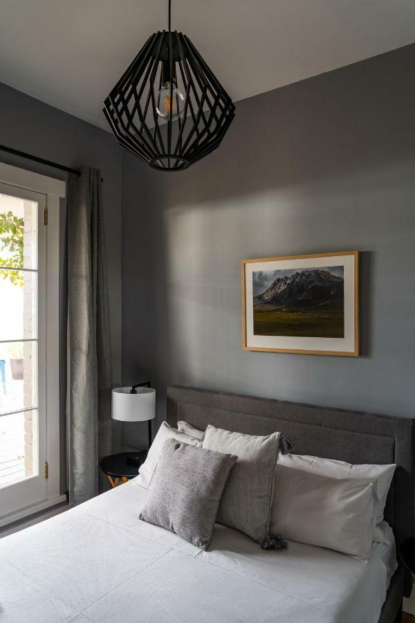 The Tasmanian Inn Hobart Eksteriør bilde